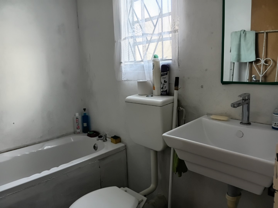 2 Bedroom Property for Sale in Forest Village Western Cape